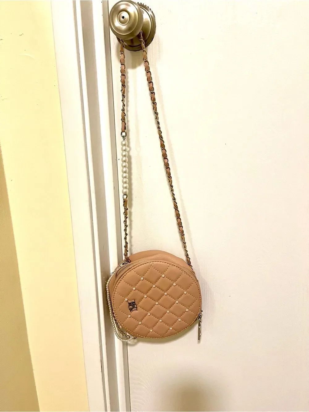 Badgley Mischka Round Crossbody NWT